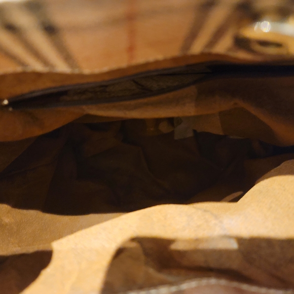 Burberry bucket bag - Picture 8 of 12